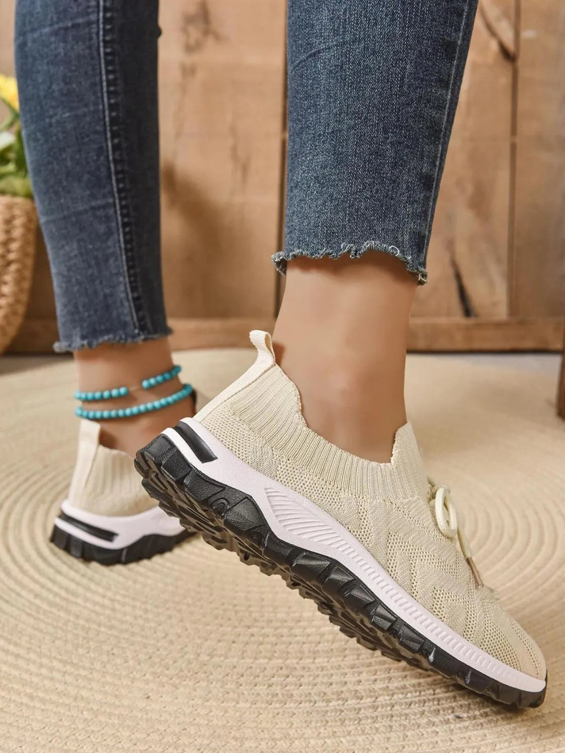 Mesh Knit Lace Up Athletic - Ladyez