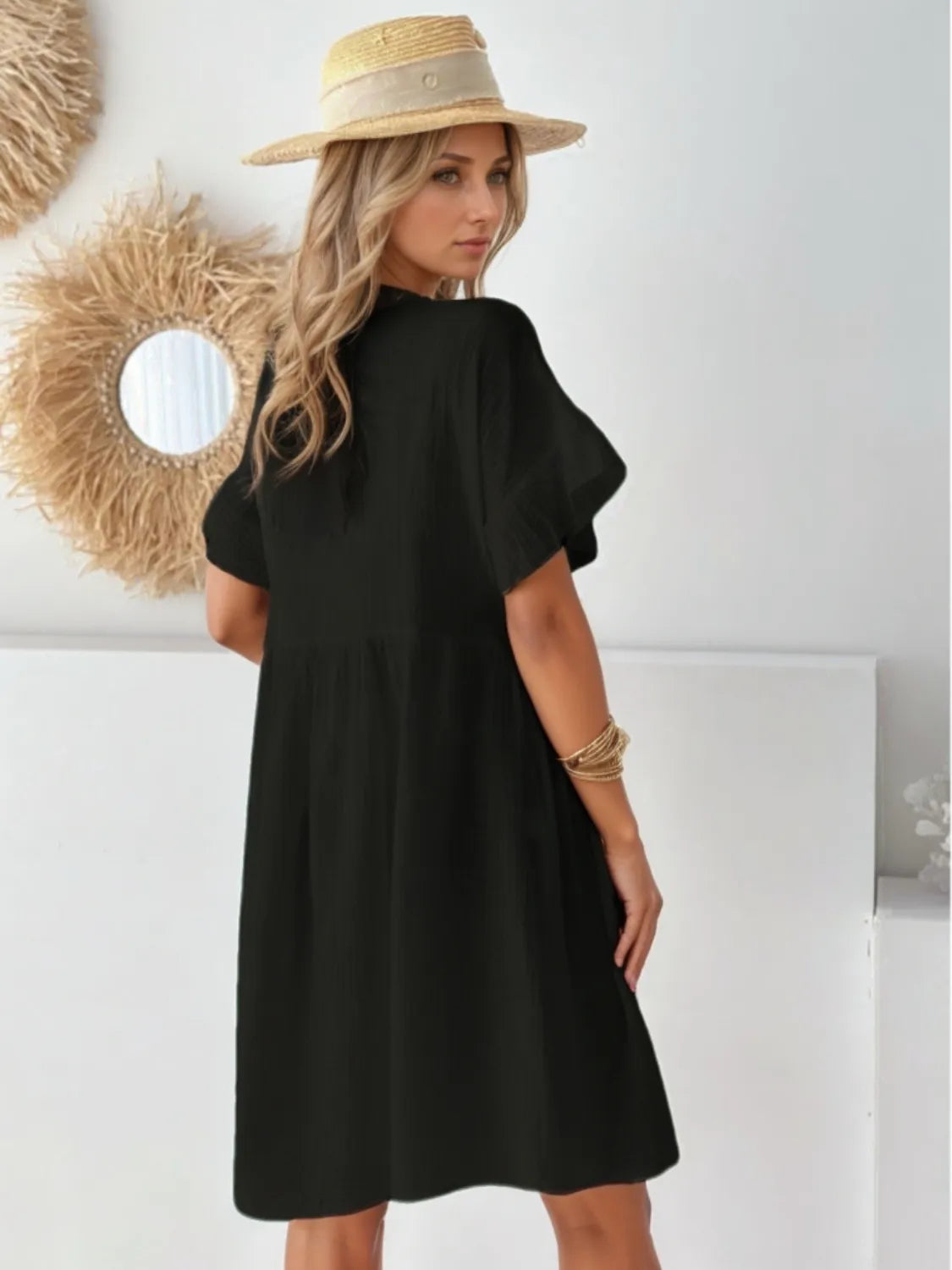 Round Neck Short Sleeve Mini Dress