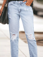 Distressed Wash Ankle Jeans