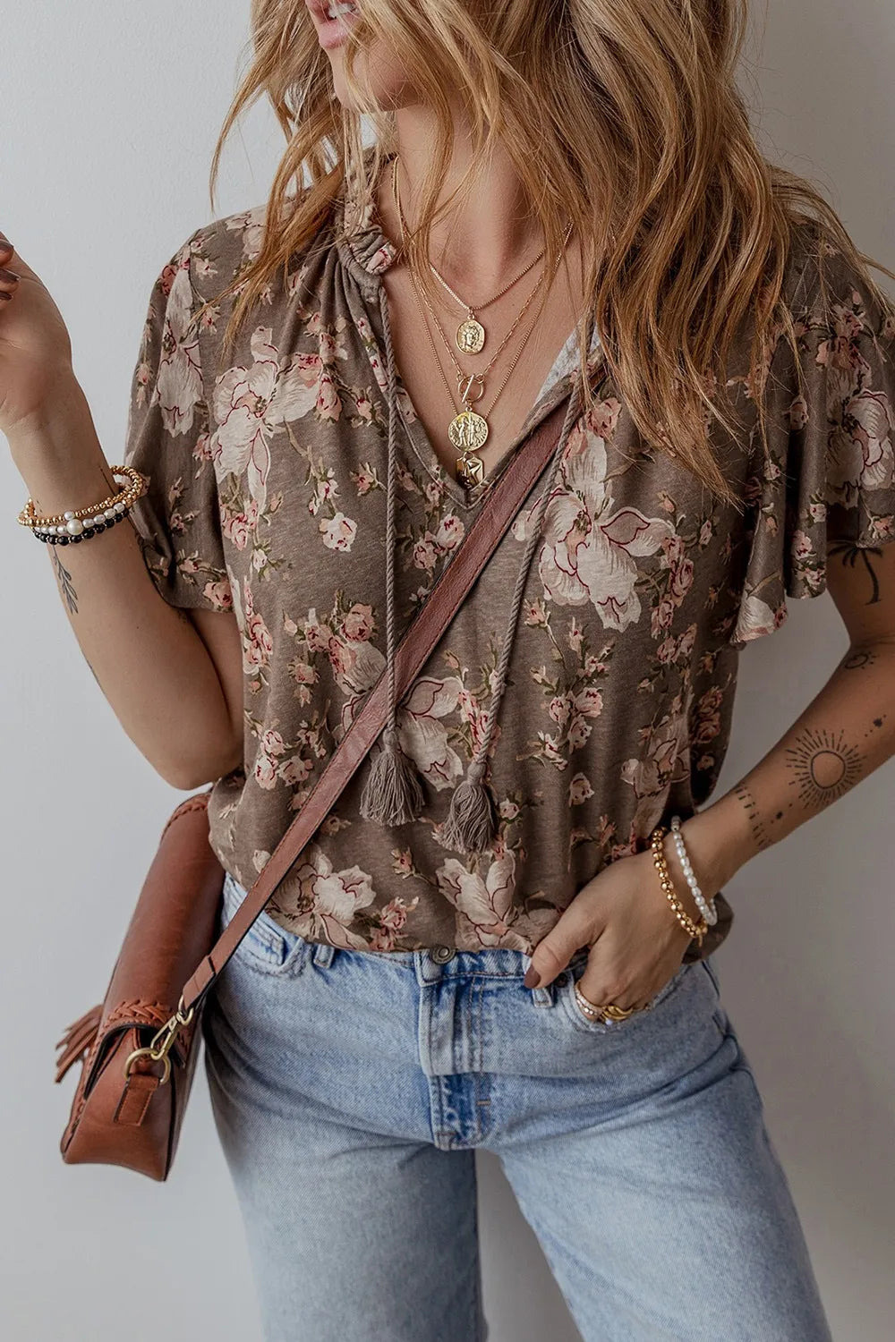 Floral Print Tassel Tie Split Neck Short Sleeve Blouse - Ladyez