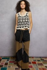 POL Floral Round Neck Cropped Crochet Sleeveless Top with Scalloped Edge