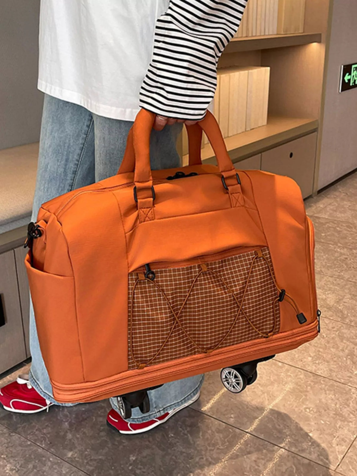 Expandable Rolling Duffel Bag