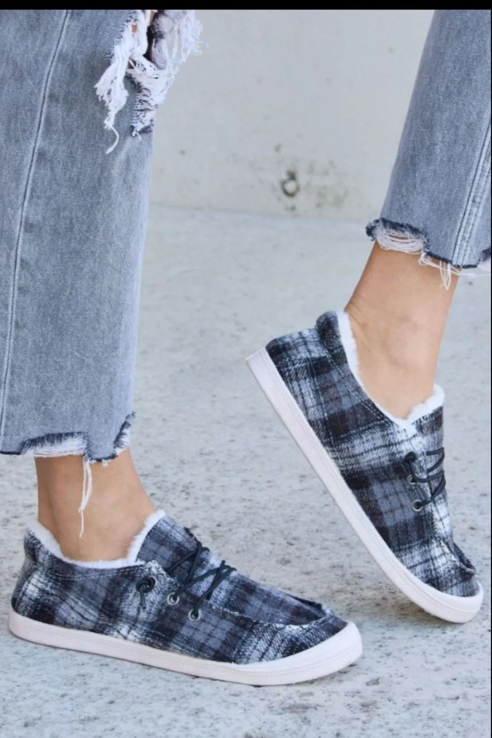 Forever Link Plaid Plush Flat Sneakers - Ladyez