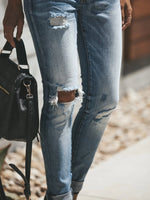 Distressed Button-Fly Skinny Jeans - Ladyez