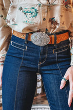 Center Seam Deep Wash Straight Jeans - Ladyez