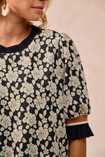 BiBi Textured Rose Knit Top Contrast Banded Puff Sleeve