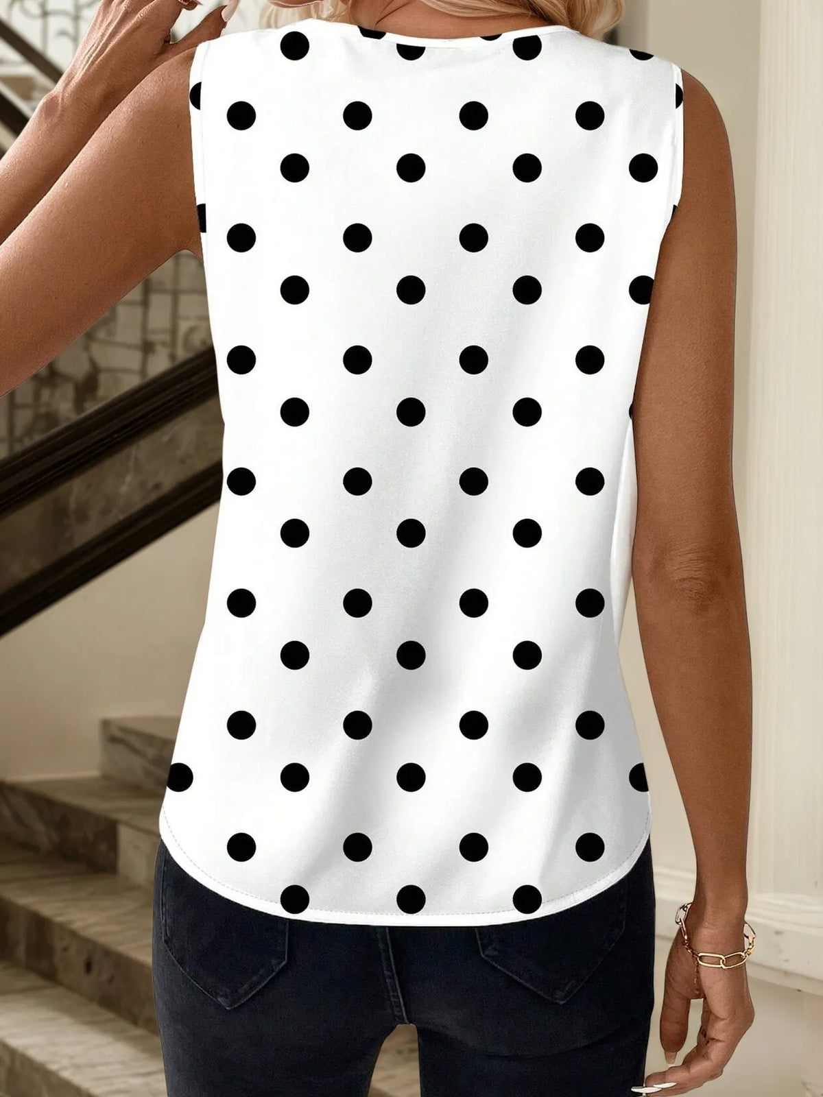 Printed V-Neck Tank - Ladyez