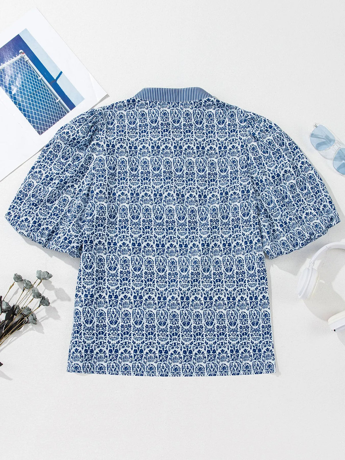 Printed Contrast Ric-Rac Puff Sleeve Top - Ladyez