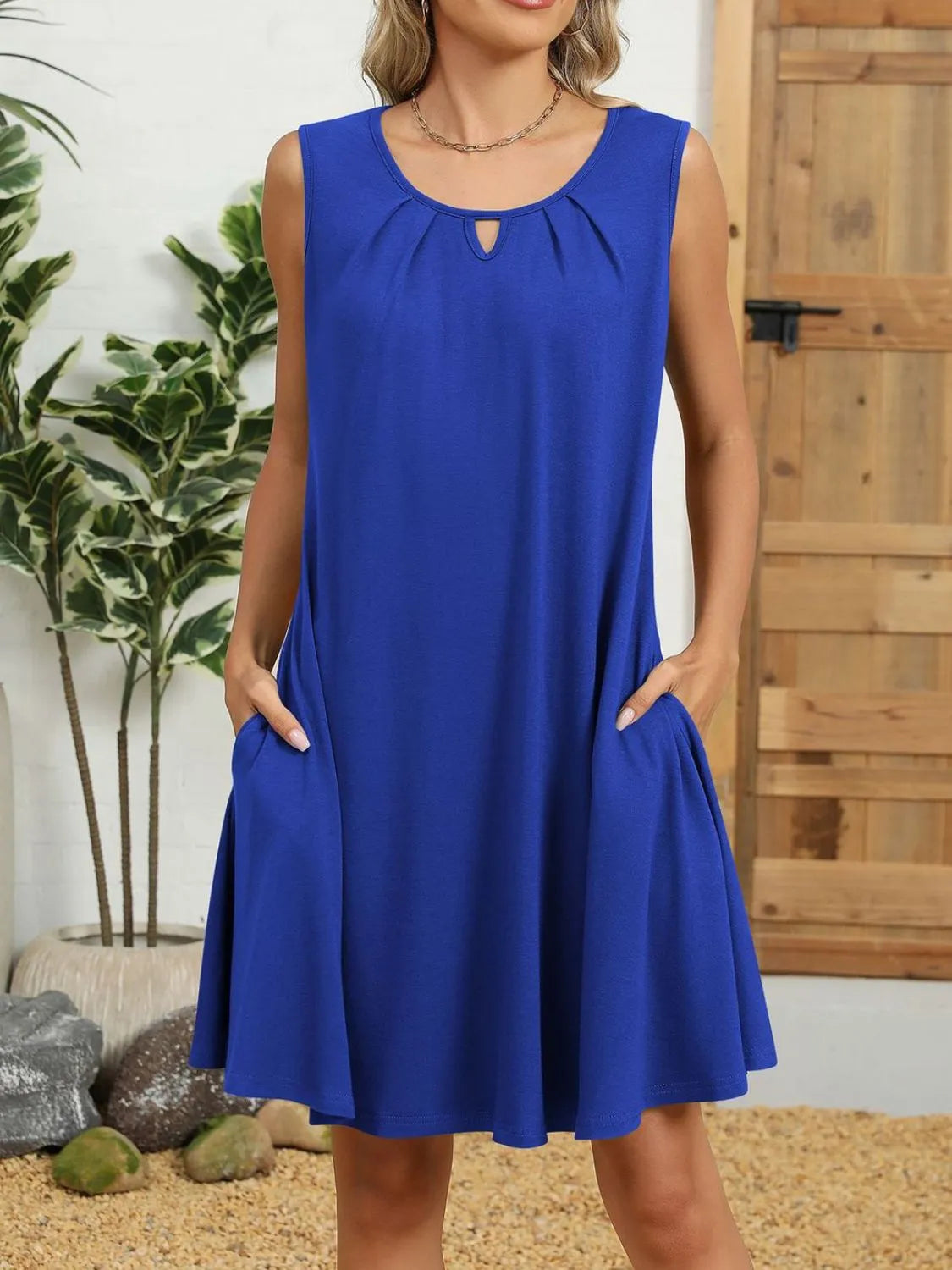 Round Neck Sleeveless Dress