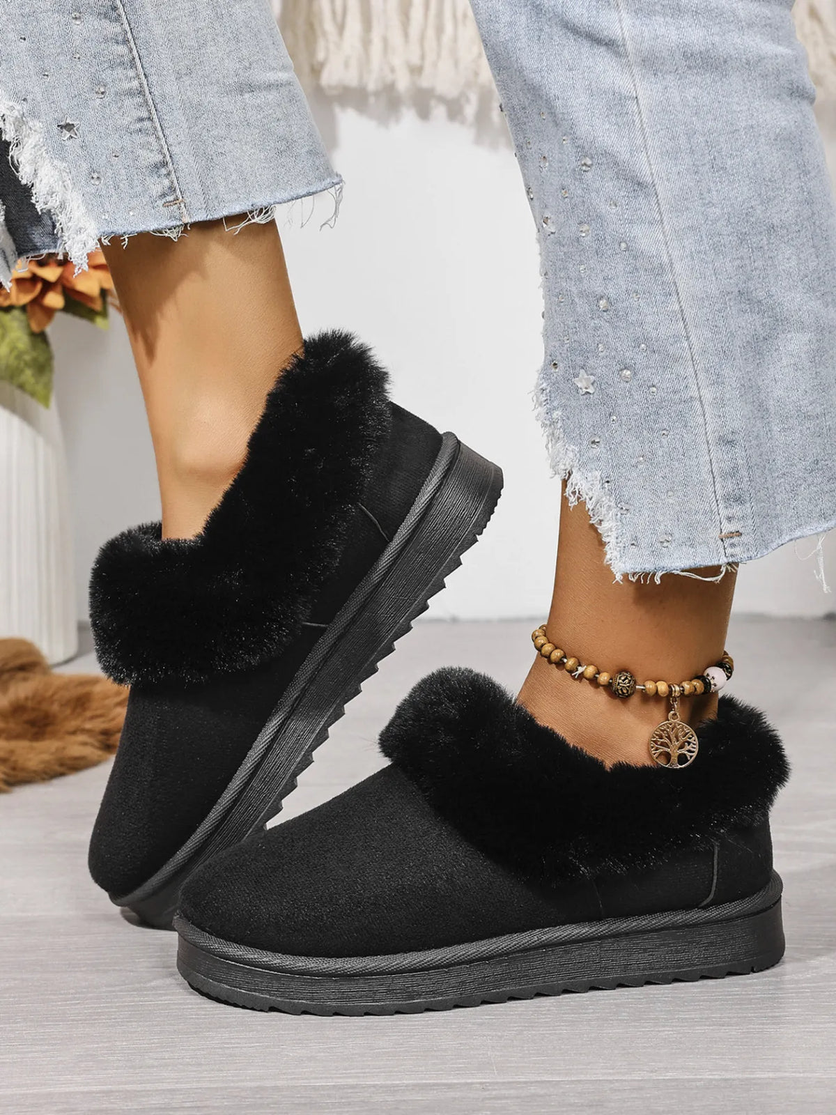 Cozy Winter Fur-Lined Ankle Boots - Ladyez