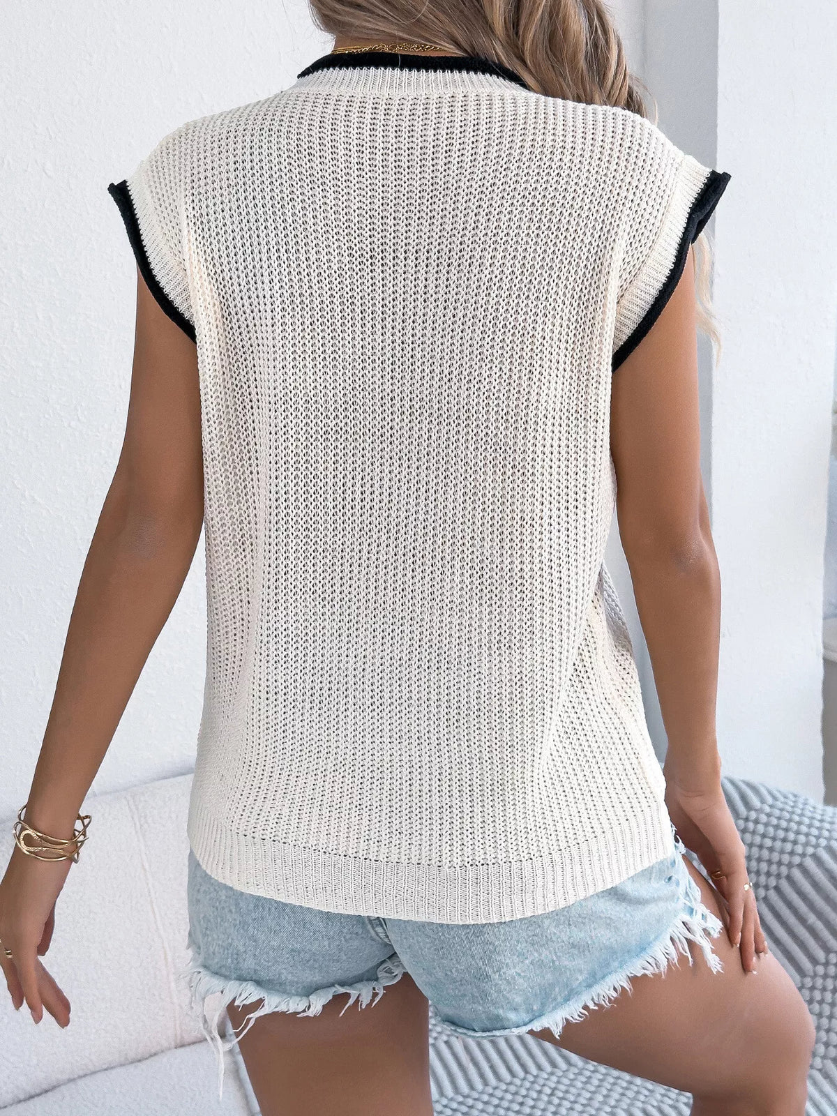 Contrast Trim Round Neck Cap Sleeve Sweater