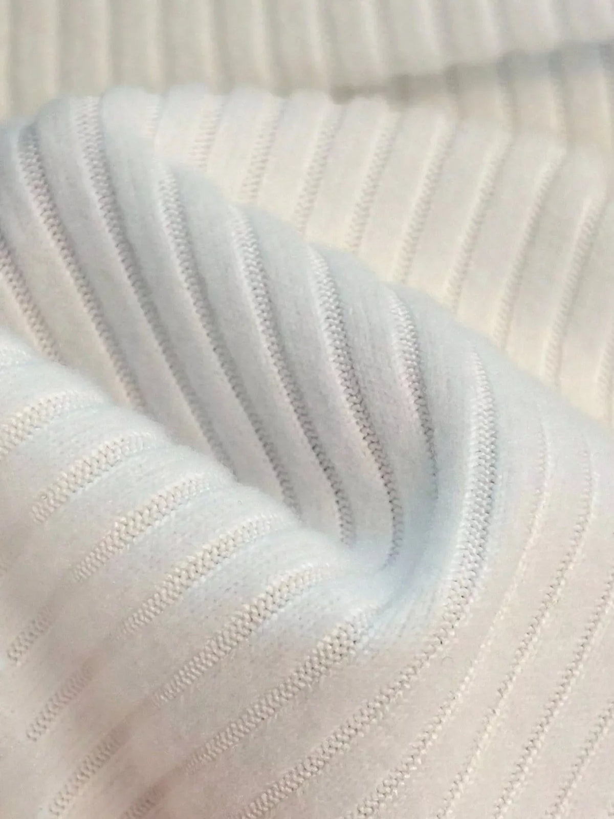 Off-Shoulder Bowknot Ribbed Knit T-Shirt