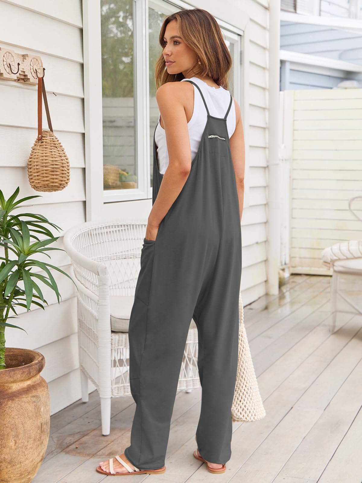 V-Neck Spaghetti Strap Jumpsuit - Ladyez