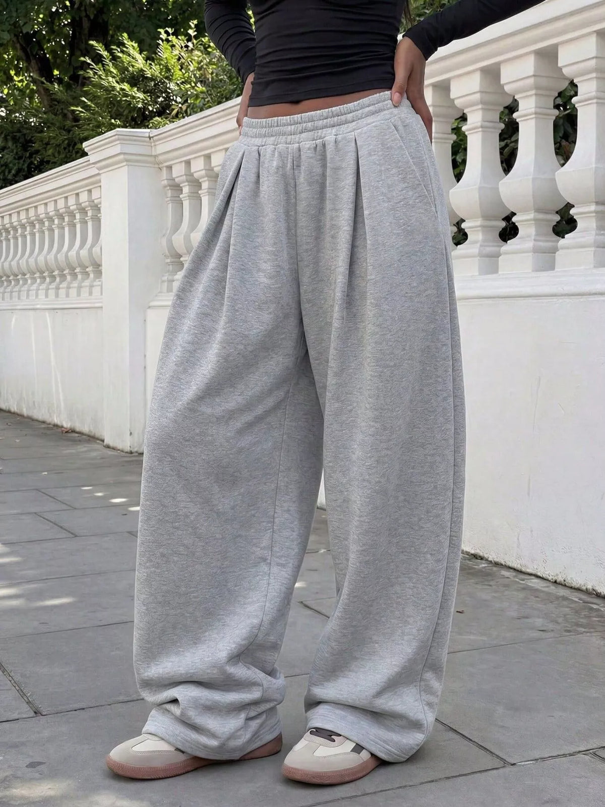 Elastic Waist Wide-Leg Sweatpants