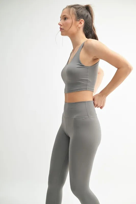 MONO B Venice Cloud Light U-back Active Tank - Ladyez