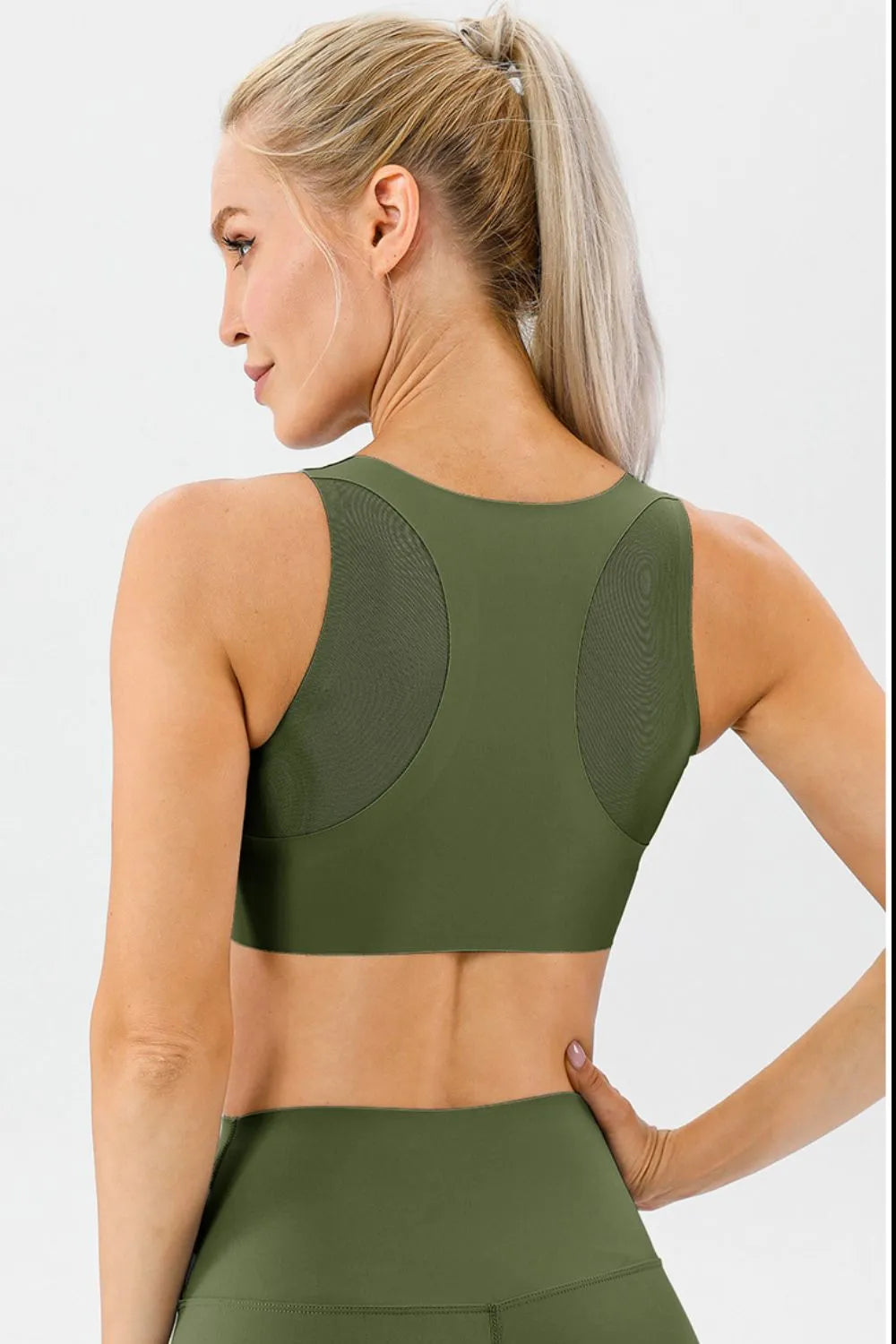 Round Neck Wide Strap Active Bra - Ladyez