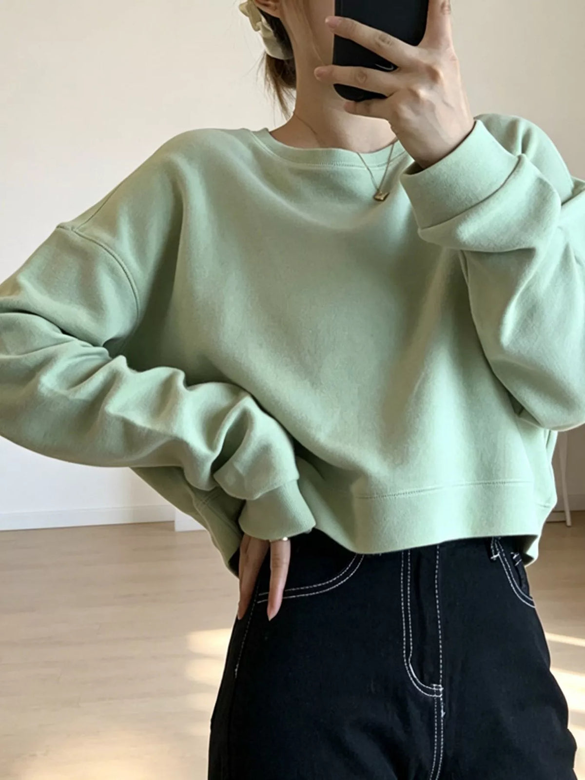 Crew NeckDrop Shoulder Sweatshirt