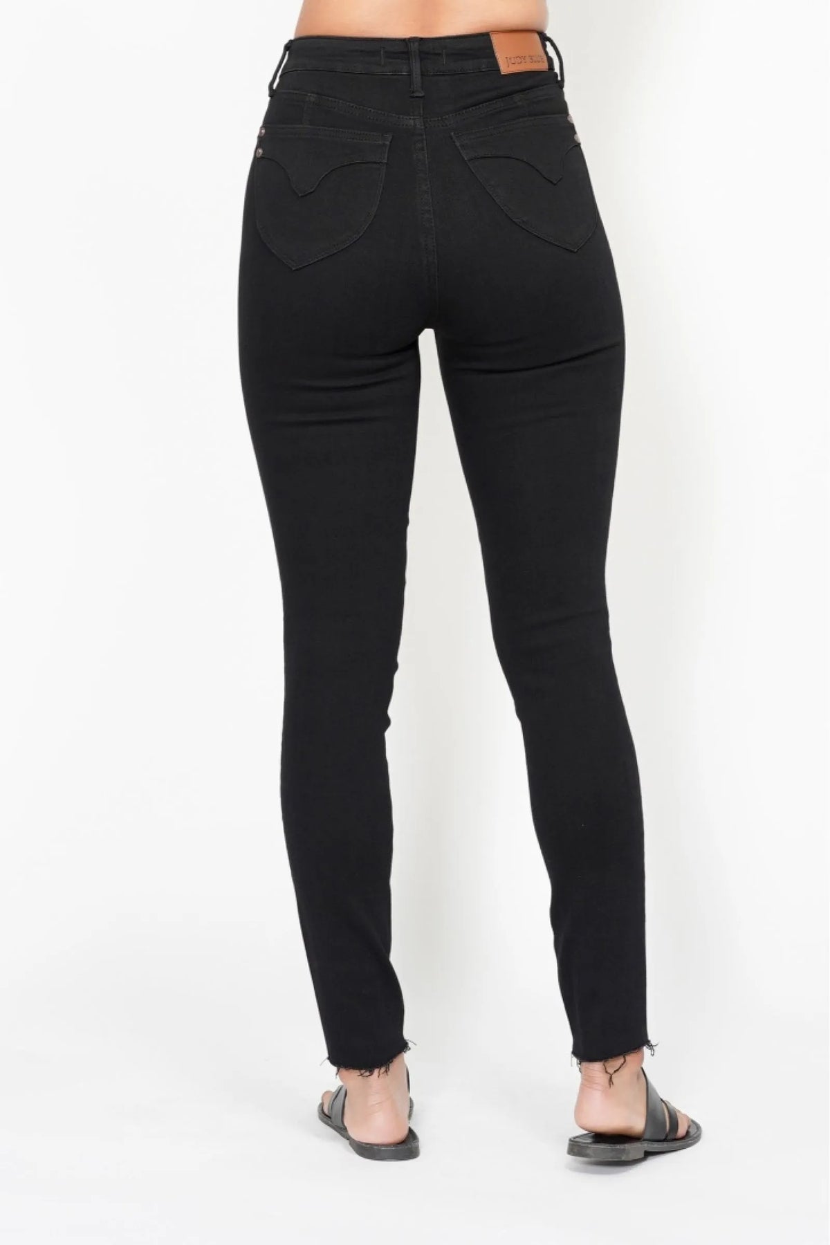 Judy Blue Full Size High Waisted Tummy Control Shield Pockets Skinny Jeans Plus Size - Ladyez