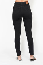 Judy Blue Full Size High Waisted Tummy Control Shield Pockets Skinny Jeans Plus Size - Ladyez