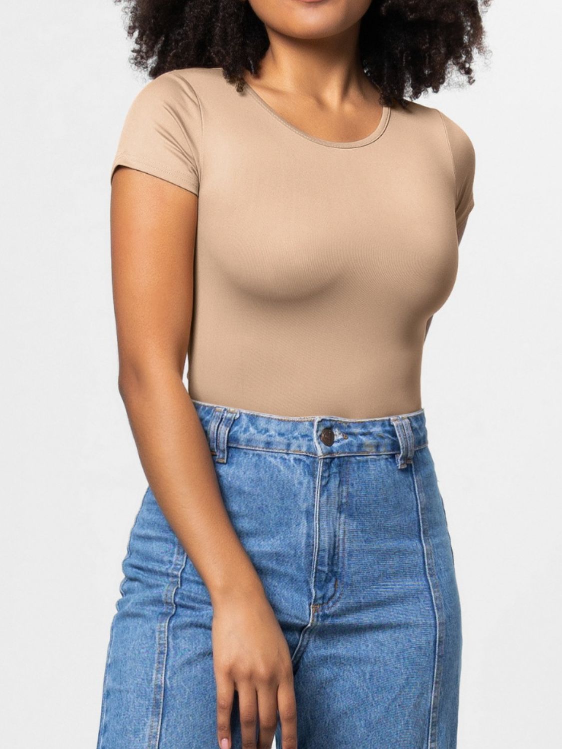 Full Size Round Neck Short Sleeve Bodysuit - Ladyez