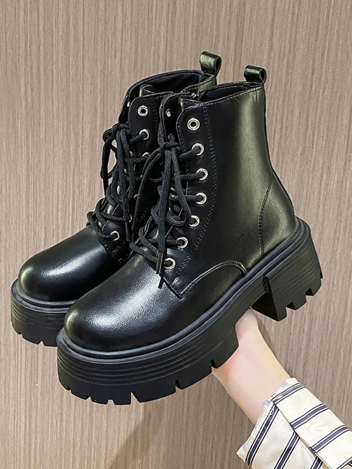 Platform Lace Up Boots - Ladyez
