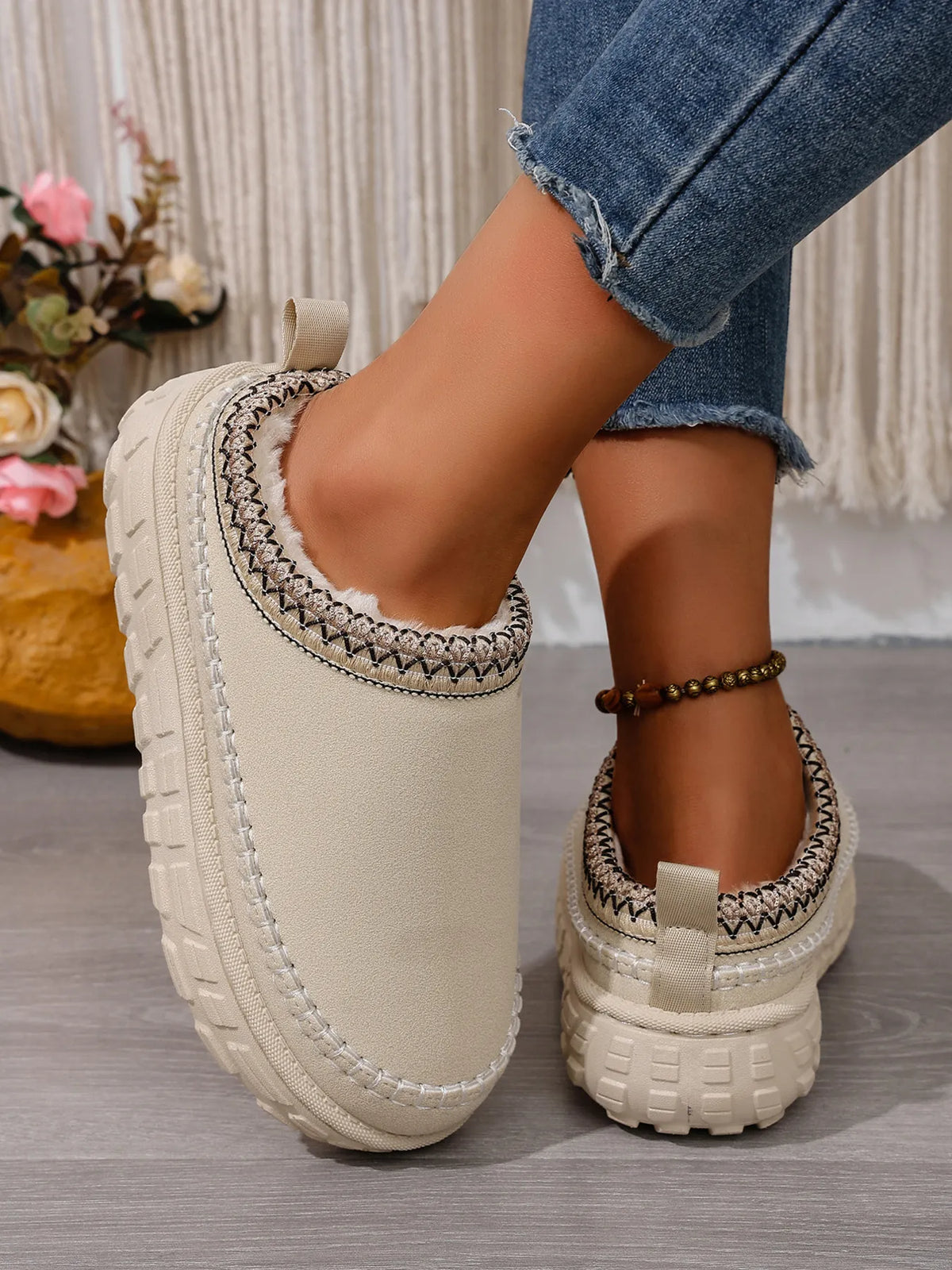 Embroidered Trim Round Toe Platform Boots - Ladyez