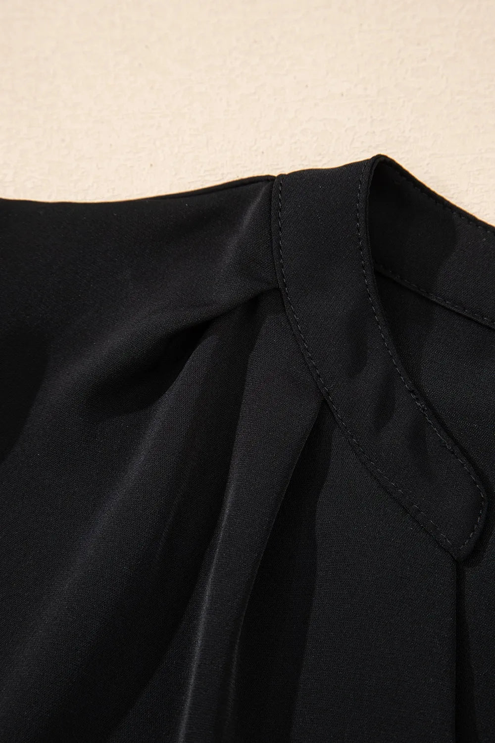 Short Sleeve Notched Blouse - Ladyez