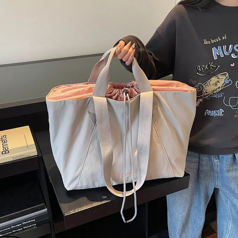 Large Capacity Lightweight Travel Tote Bag