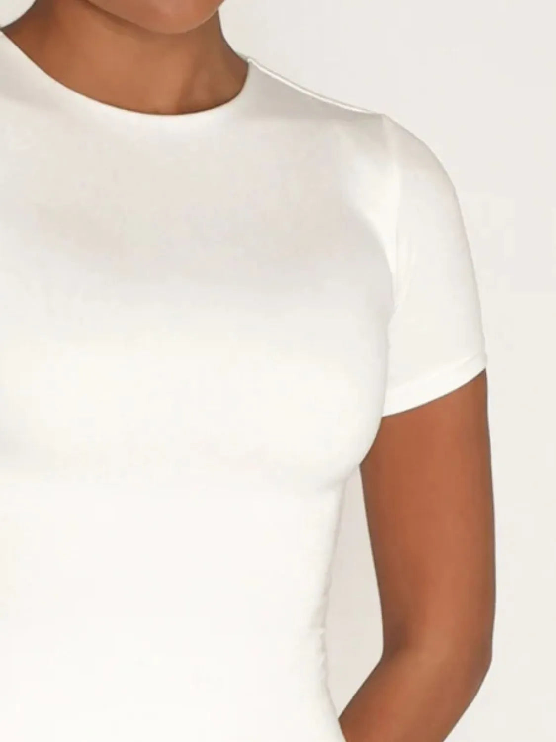 Round Neck Short Sleeve Swim Top - Ladyez