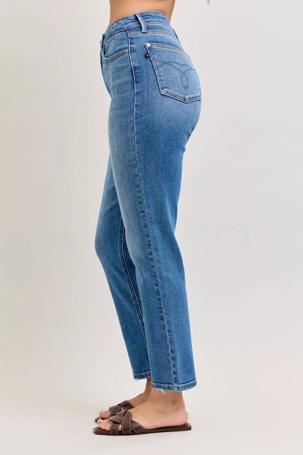Judy Blue High-Waisted Straight-LegJeans