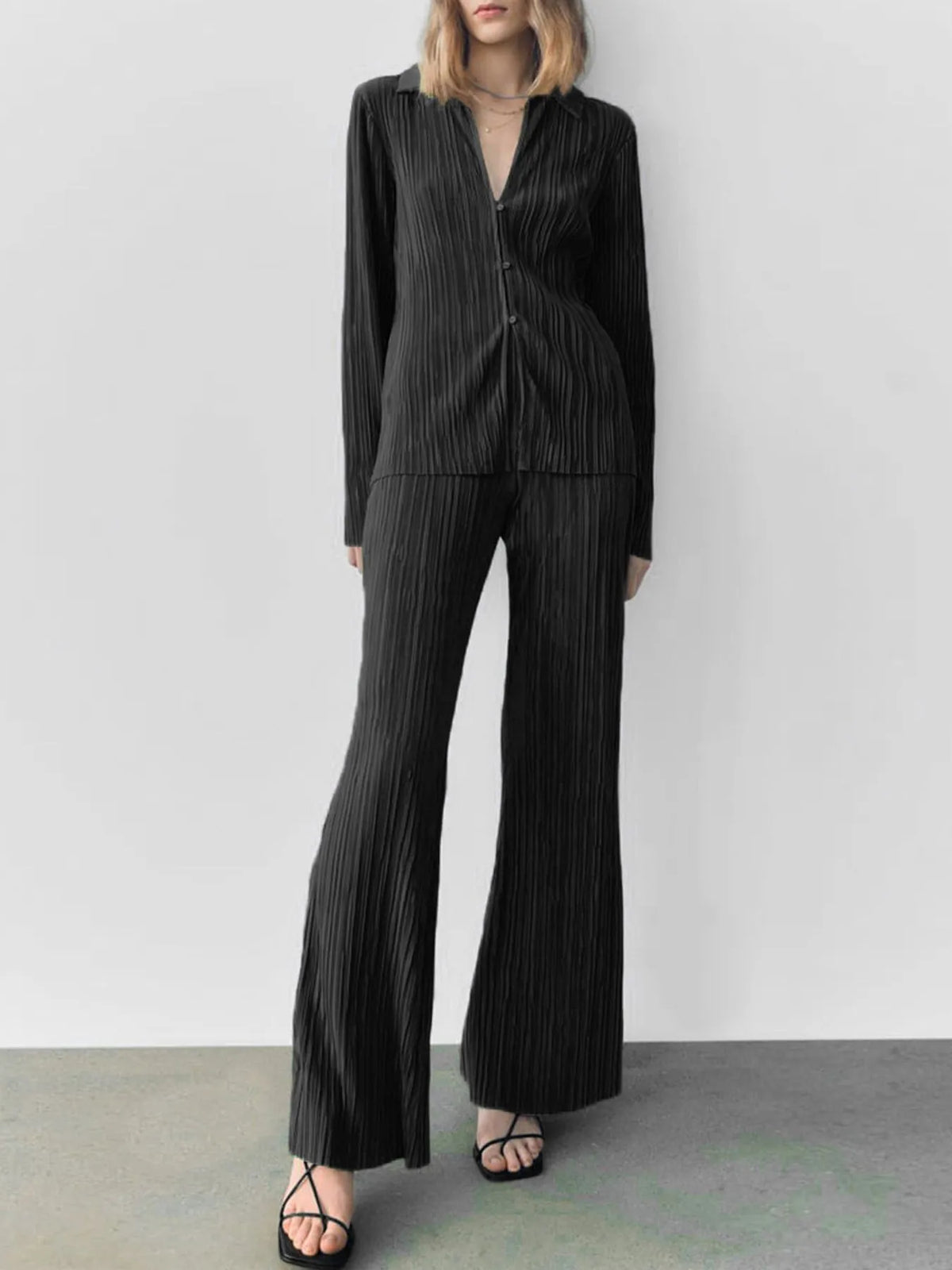 Texture Long Sleeve Top and Pants Lounge Set - Ladyez