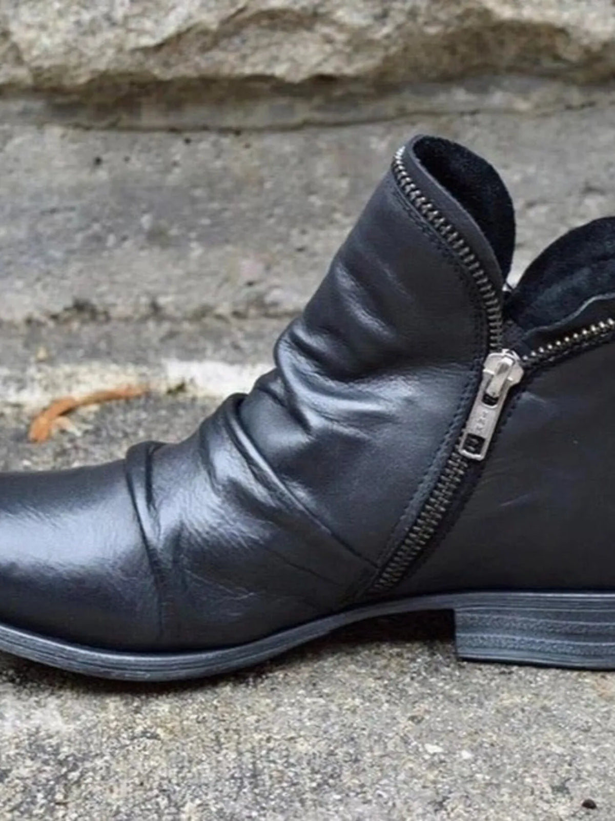Round Toe Block Heels Boots - Ladyez