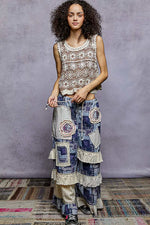 POL Floral Round Neck Cropped Crochet Sleeveless Top with Scalloped Edge