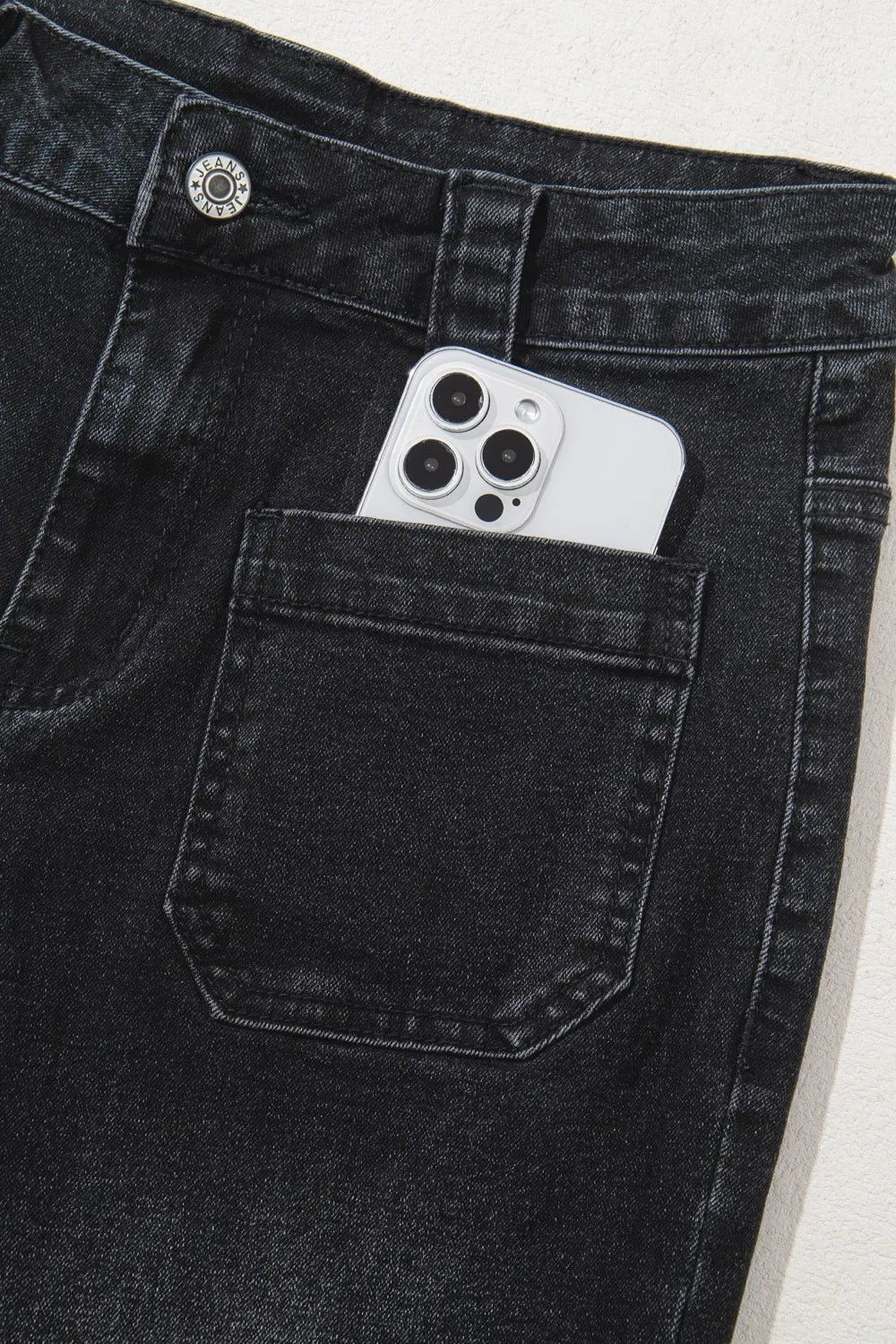 Wide Leg Pocketed High Waist Jeans - Ladyez