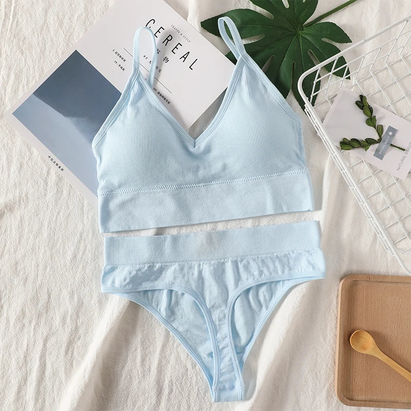 Sexy Women Bra Panties Set High Rise G-String Sports Bra Top Seamless Underwear Fitness Bra Top Female Lingerie Set Intimates