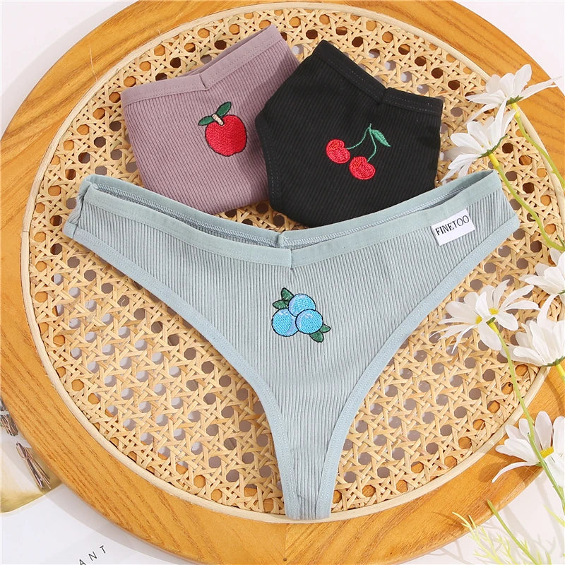 4Pcs/set Cotton Thongs Women Low-Rise Bikini Underwear M-XL Comfortable G-string Female Fruit Embroidery T-Back Panties Lingerie