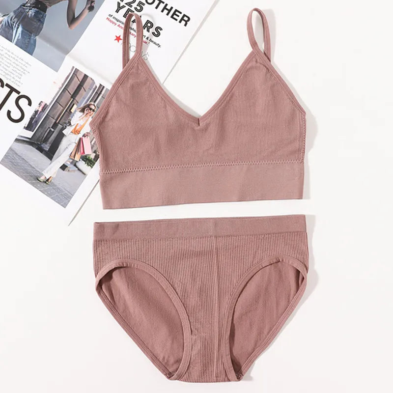 Women Seamless Bra And Panties Set U Back Bra Crop Top Sexy Lingerie Set No Pads Brassiere Low Rise Briefs Ladies Underwear Set
