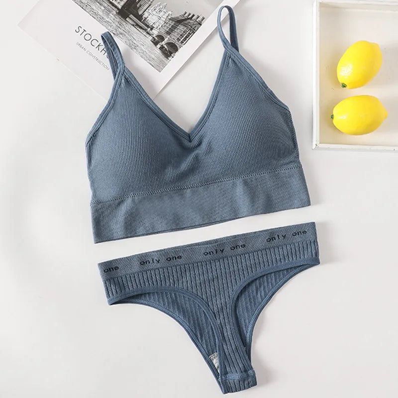 Women Seamless Bra Panties Set Sexy Thongs Sports Bra Crop Top Female Sexy Lingerie Set Fitness Stretchy Underwear Set