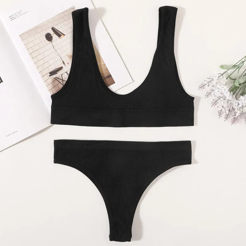 Women Seamless Bra And Panties Set Wire-Free U-Neck Small Cup Push-Up Bra Low-Rise Thongs Sexy Lingerie Female Underwear Set