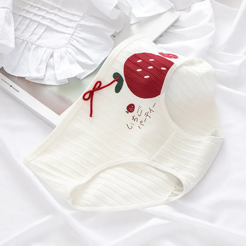 1PC Cotton Panties Soft Underwear Women Mid-Waist Briefs Female Red Strawberry Hearted Print Design Ladies Sexy Lingerie Panty