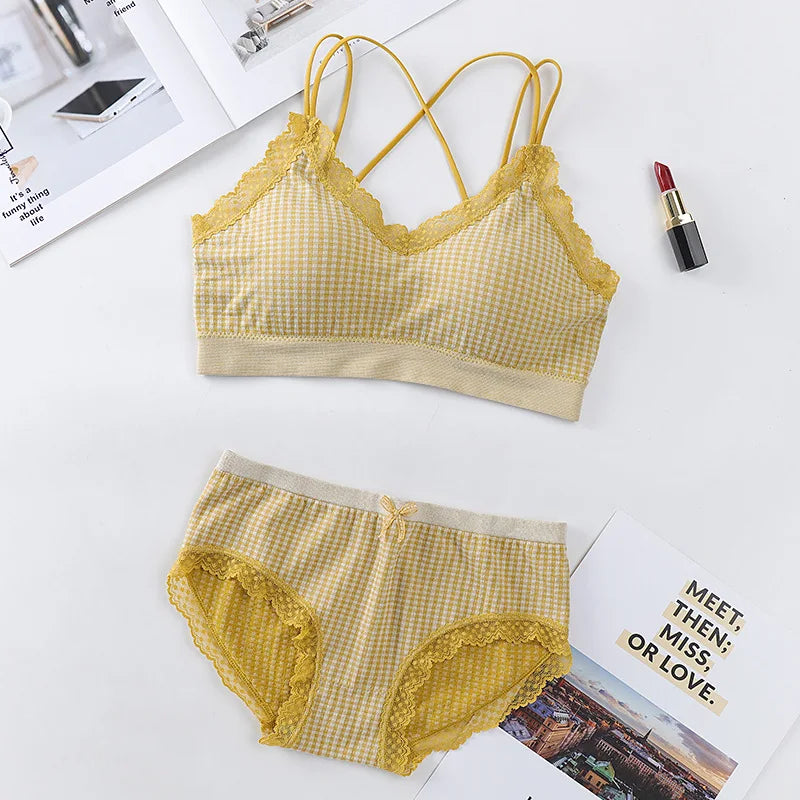 Gingham Lace Trim Bralette & Panty Set Push-Up Bra Plaid Lace Trim Lingerie Set Cross-Back Wireless Women's Underwear Set