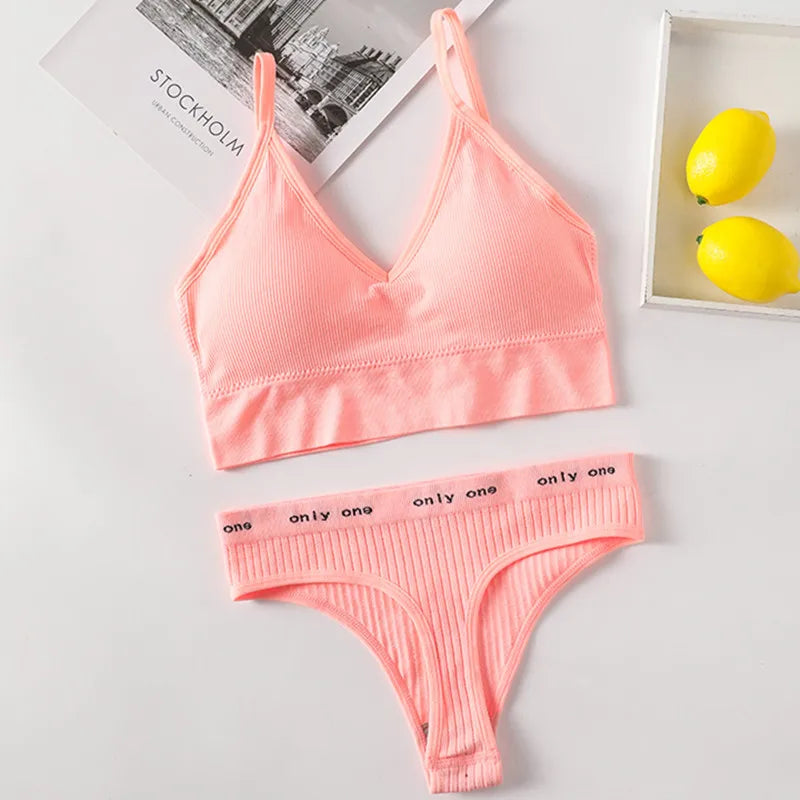 Women Seamless Bra Panties Set Sexy Thongs Sports Bra Crop Top Female Sexy Lingerie Set Fitness Stretchy Underwear Set
