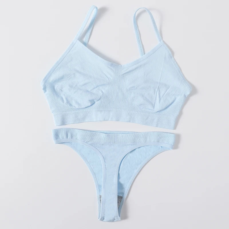 Women Seamless Bra And Panties Set Low Waist Thongs Female Comfort Non-wire Brassiere Sports Ribbed Underwear Set Sexy Lingerie