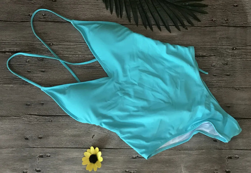 2026 V Neck Scrunch Butt Female Swimwear One Piece Swimsuit Women Backless Monokini Sexy High cut Bathing Suit Swim Bodysuit