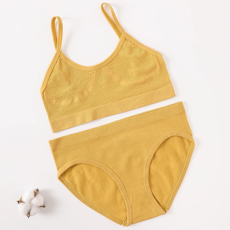 Women Seamless Bra Briefs Set Push Up Bra Top Sexy Lingerie Female U Back Crop Top Brassiere Underwear Set