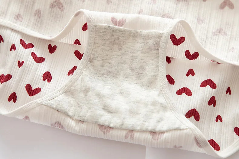 1PC Cotton Panties Soft Underwear Women Mid-Waist Briefs Female Red Strawberry Hearted Print Design Ladies Sexy Lingerie Panty