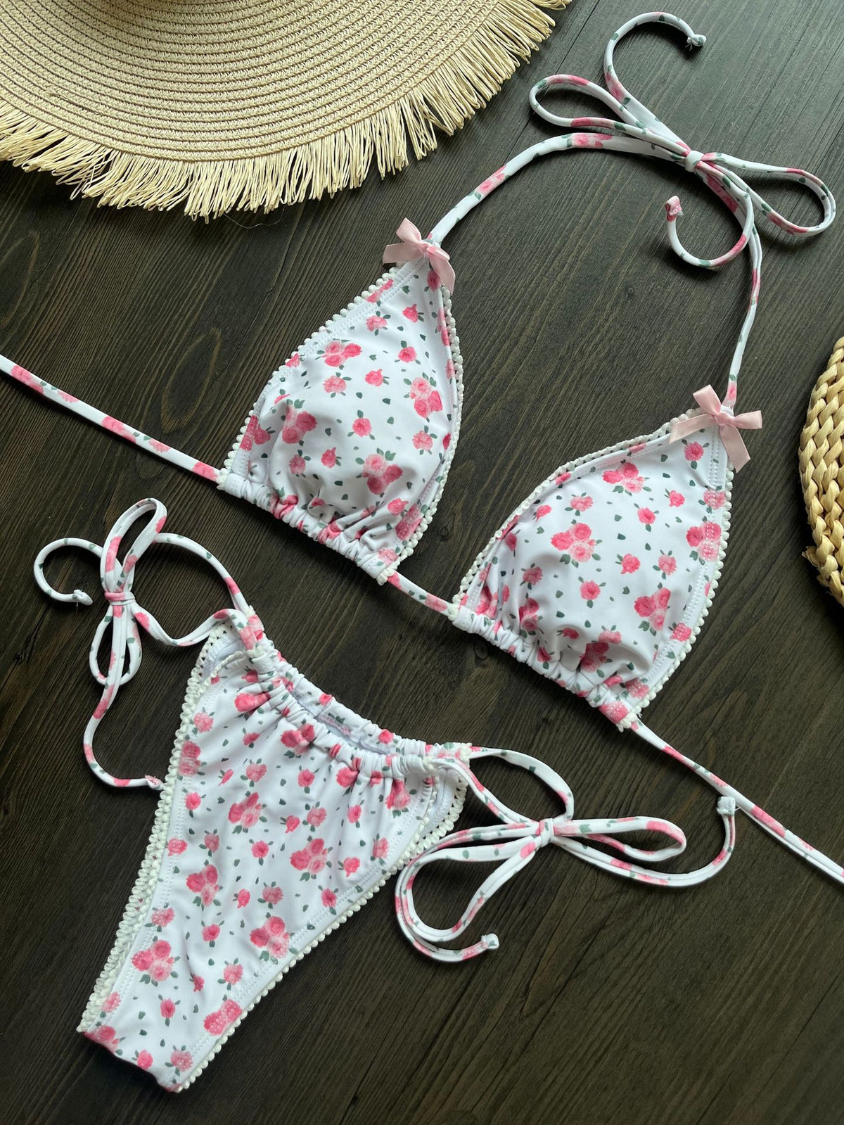 2025 Floral Printed Halter Bikini Female Swimsuit Women Swimwear Two-pieces Bikini set Strappy Bow Bather Bathing Suit Swim Lady