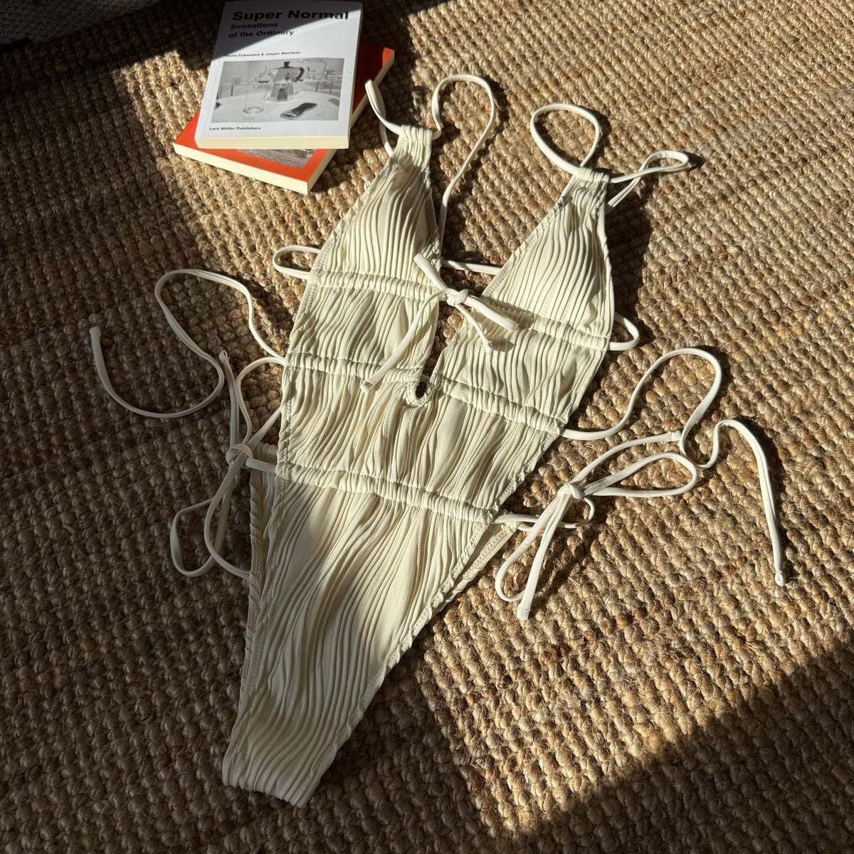 Deep V Neck Halter Wrinkled Female Swimwear One Piece Swimsuit Women Backless Monokini High Cut Bather Bathing Suit Swim Lady