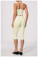 Summer Color Blocking Yoga Suit Women Tracksuit Hanging Neck V Neck Slim Sports Vest Tight Hip Lifting Capri Pants Fitness Sets