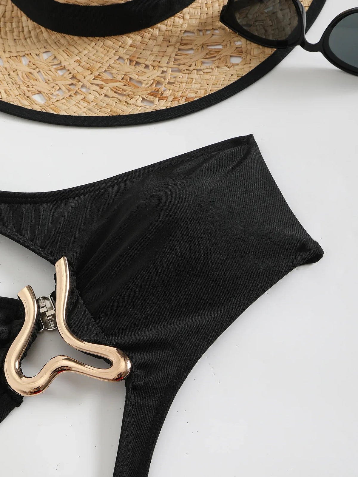 Sexy Black Hollow Out Bikini 2025 Women One Shoulder Metal DesignerBackless Thong One Piece Swimsuit Summer Bathing Suits